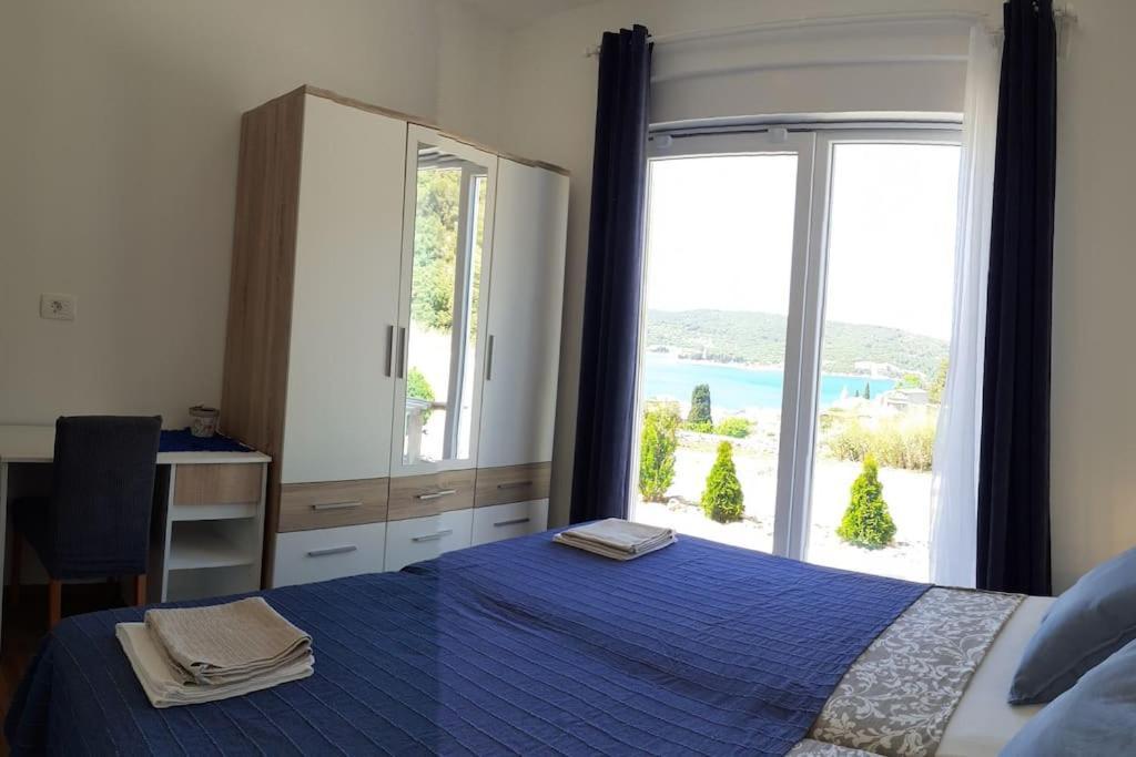 Vis - Luxury Holiday Villa With Swimming Pool 外观 照片