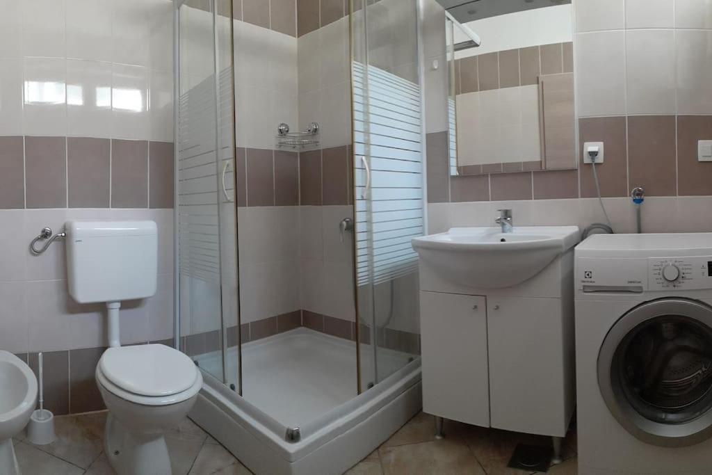 Vis - Luxury Holiday Villa With Swimming Pool 外观 照片